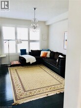 945 Farmstead Dr in Milton, ON - Building Photo - Building Photo