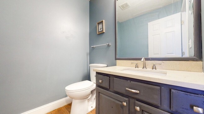 property at 14 Kleggstone Cir
