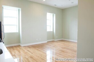 409 Dudley St in Boston, MA - Building Photo - Building Photo