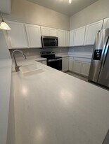 3001 River Towne Way in Knoxville, TN - Building Photo