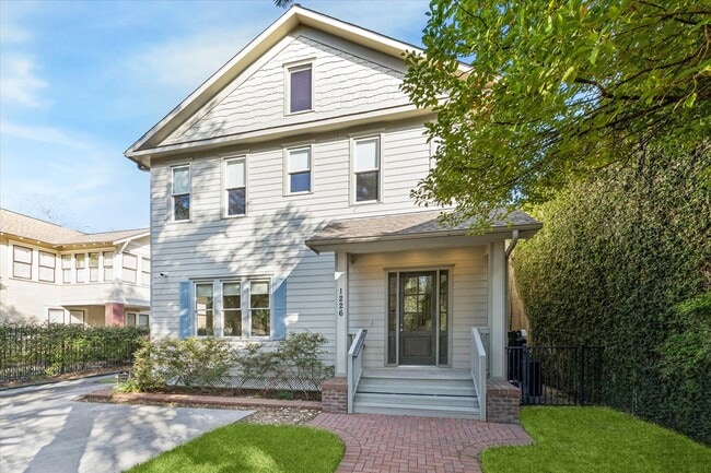 property at 1226 Heights Blvd