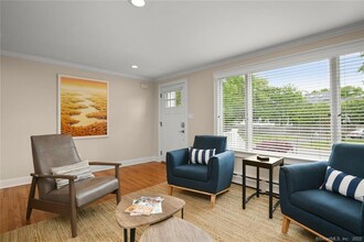 50 Craig Pl in Fairfield, CT - Building Photo - Building Photo