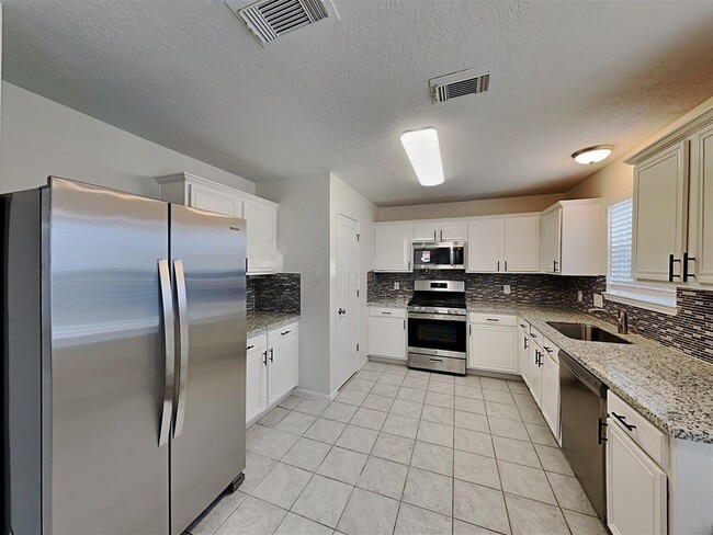 26881 Monarch Manor Ln in Humble, TX - Building Photo - Building Photo