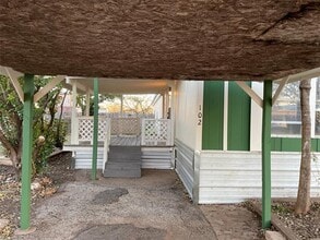 102 Mendy Ln in Tye, TX - Building Photo - Building Photo