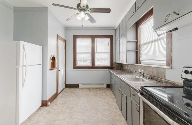 property at 901 S 1st St