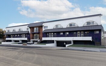 CitiZen Beach Collection on Manhattan in Redondo Beach, CA - Foto de edificio - Building Photo