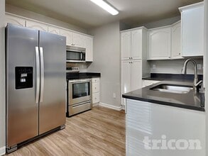 5020 Osage Cir in Charlotte, NC - Building Photo - Building Photo