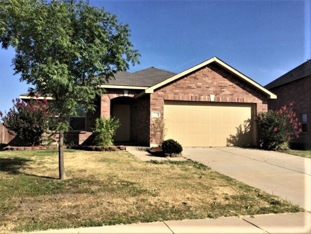 property at 506 Azalea Dr