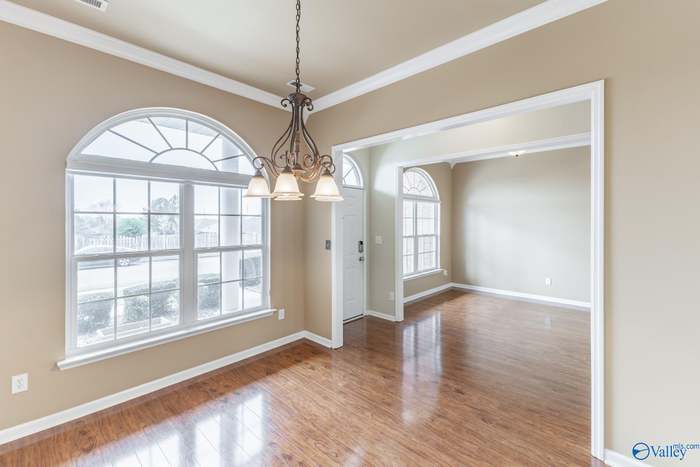 225 De Jan Rd in Madison, AL - Building Photo