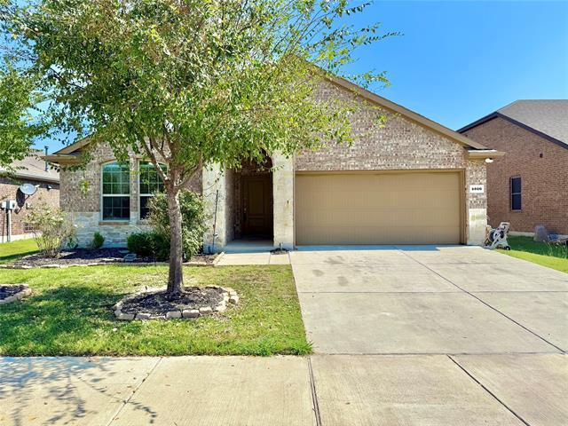 property at 4016 Spur Trail Dr