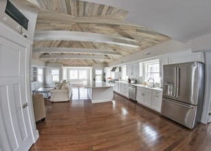 5 L St in Hampton, NH - Building Photo - Building Photo