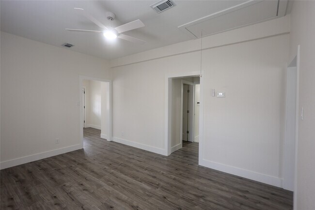 602 Higgins St in Humble, TX - Building Photo - Building Photo