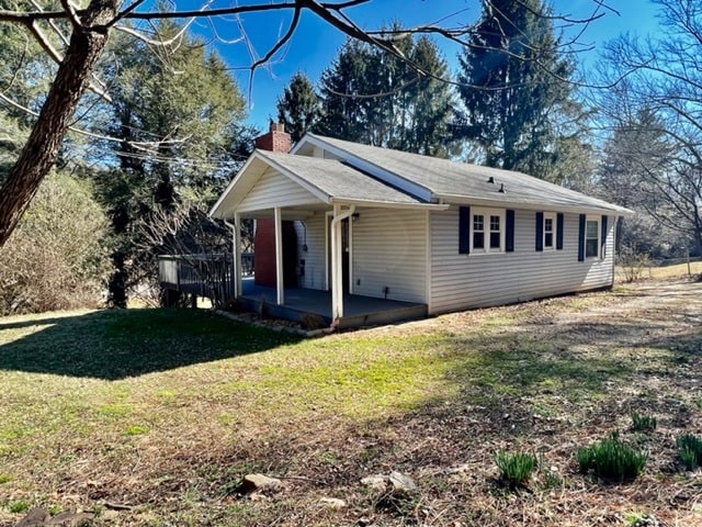 126 Chunns Cove Rd in Asheville, NC - Building Photo - Building Photo