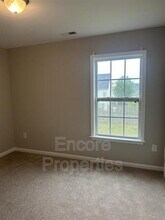 929 Ribbonleaf Ln in Fuquay Varina, NC - Building Photo - Building Photo