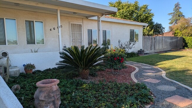 property at 4665 W Hedges Ave