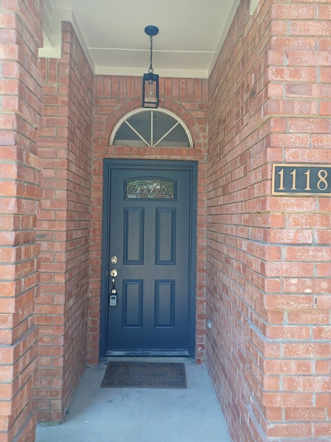1118 Emily Ln in Carrollton, TX - Building Photo - Building Photo