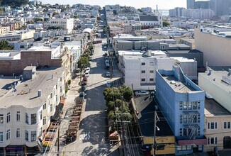 1556 Powell St, Unit 1556 Powell in San Francisco, CA - Building Photo - Building Photo