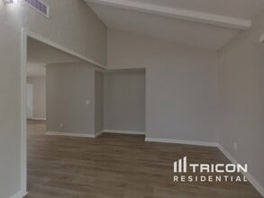 405 Silver Hill Dr in Valrico, FL - Building Photo - Building Photo