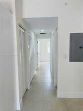 310 E 7th St in Hialeah, FL - Building Photo - Building Photo