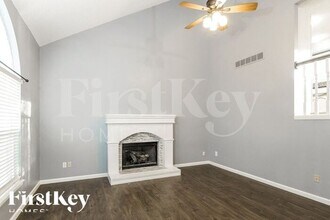 615 S Park Dr in Raymore, MO - Building Photo - Building Photo