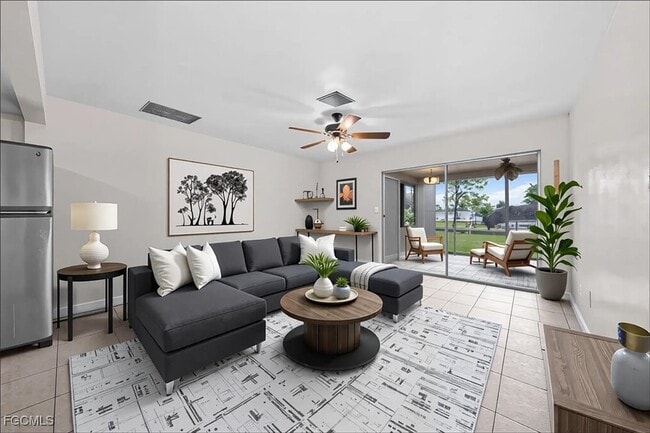 property at 4926 Vincennes St
