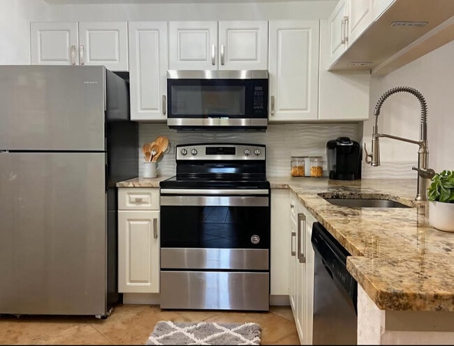 property at 2812 Grande Pkwy