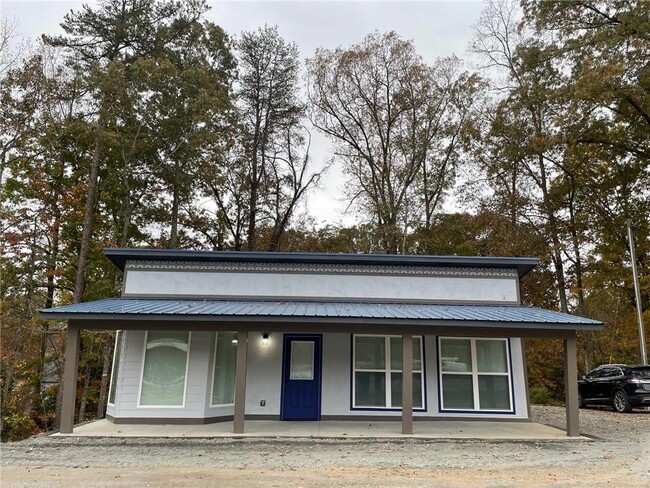 property at 135 GA-52