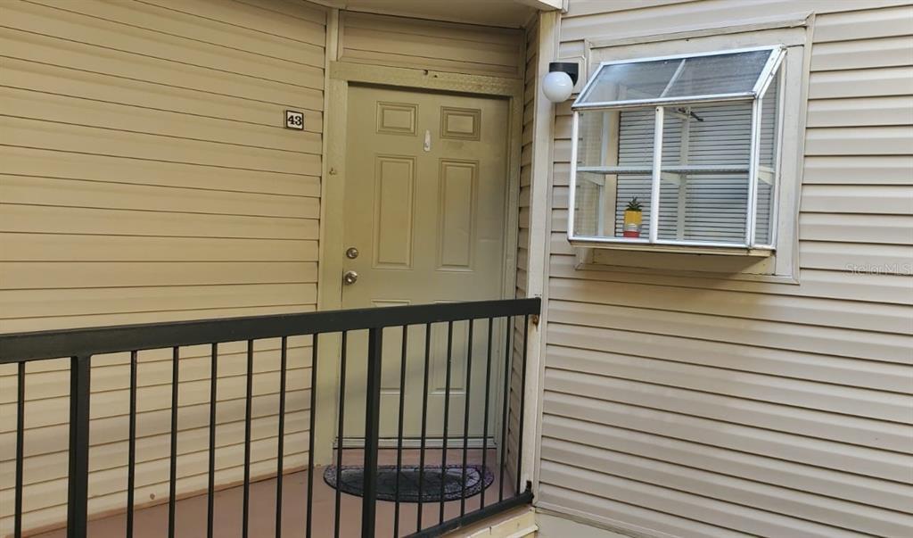 1916 Lake Atriums Cir-Unit -43 in Orlando, FL - Building Photo