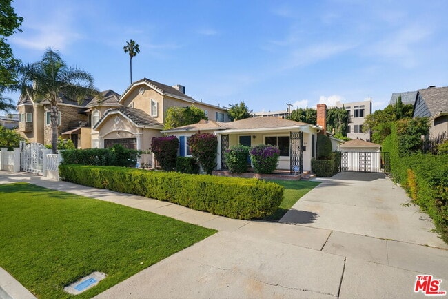 14529 Greenleaf St in Los Angeles, CA - Building Photo - Building Photo