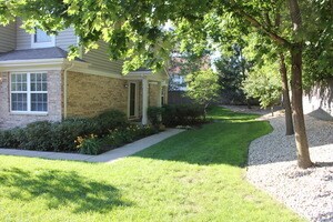 361 Bloomfield Ct in Vernon Hills, IL - Building Photo - Building Photo