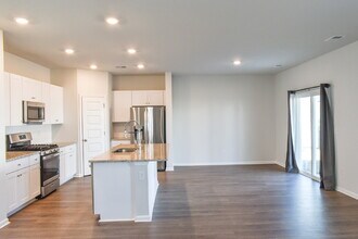 1057 Saltgrass Way in Myrtle Beach, SC - Building Photo - Building Photo