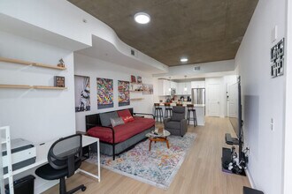 100 6th St NE in Atlanta, GA - Building Photo - Building Photo