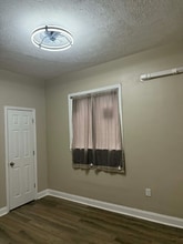 233 W Madison St in Rochester, PA - Foto de edificio - Building Photo