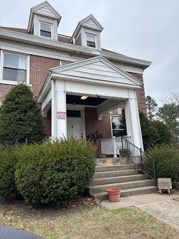 property at 517 Seneca St