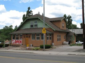 309 N Humphreys St in Flagstaff, AZ - Building Photo