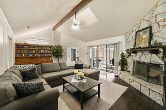 2004 Lake Country Dr in Arlington, TX - Building Photo - Building Photo