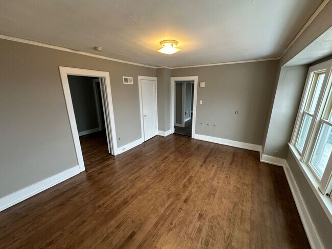 3538-3540 N 2nd Lane - Duplex in Milwaukee, WI - Building Photo - Building Photo