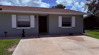 1619 Montana Ave in St. Cloud, FL - Building Photo