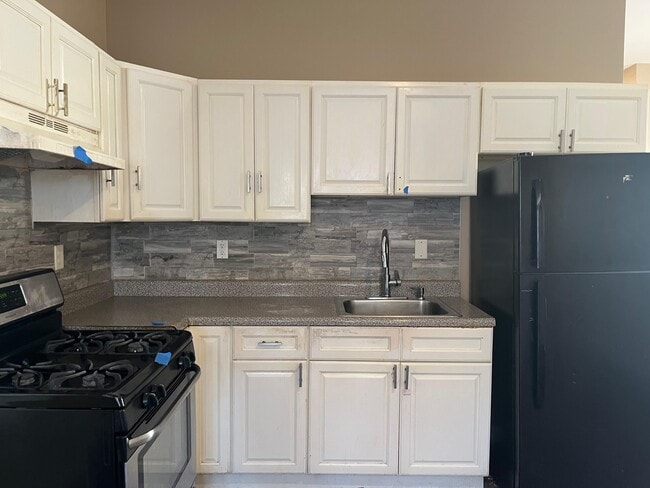 622 Bramhall Ave, Unit 1