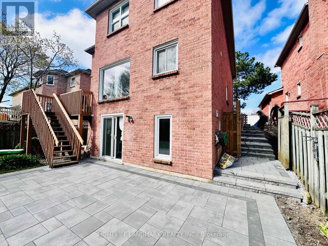 property at 7 Captain Francis Dr