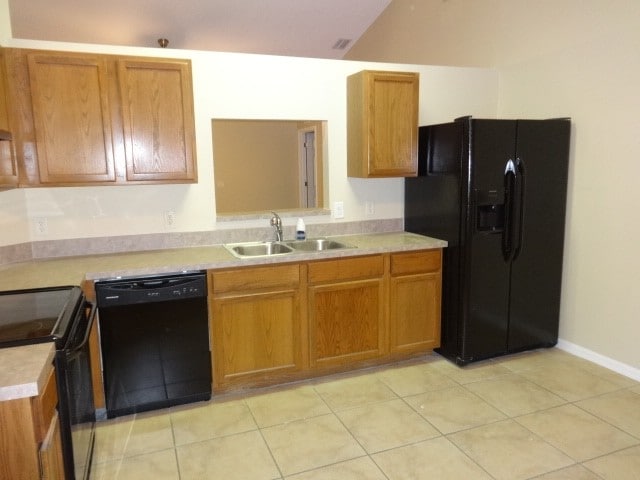 655 Belvedere Rd NW in Palm Bay, FL - Building Photo - Building Photo
