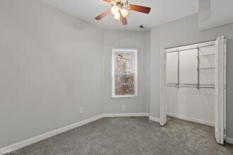 6216 S Indiana Ave in Chicago, IL - Building Photo - Building Photo