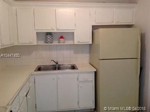15225 NE 6th Ave-Unit -B302 in Miami, FL - Building Photo - Building Photo