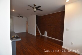 2146 Ann St in Philadelphia, PA - Foto de edificio - Building Photo