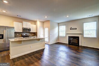 69 Chastain Cir in Newnan, GA - Building Photo - Building Photo