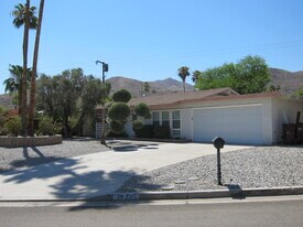 39220 Karen St in Cathedral City, CA - Building Photo