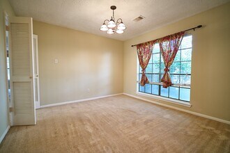 13407 Nantucket Dr in Sugar Land, TX - Building Photo - Building Photo