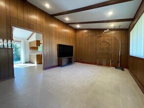 209 Sanders Ave in Springdale, AR - Building Photo - Building Photo