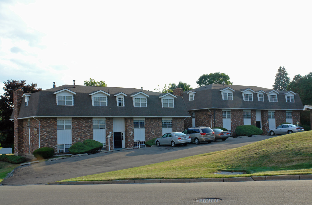 St. Regis Arms Apartments in Endicott, NY - Building Photo