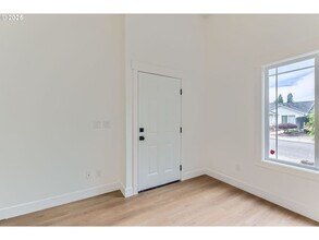 13922 SE Cora St in Portland, OR - Building Photo - Building Photo